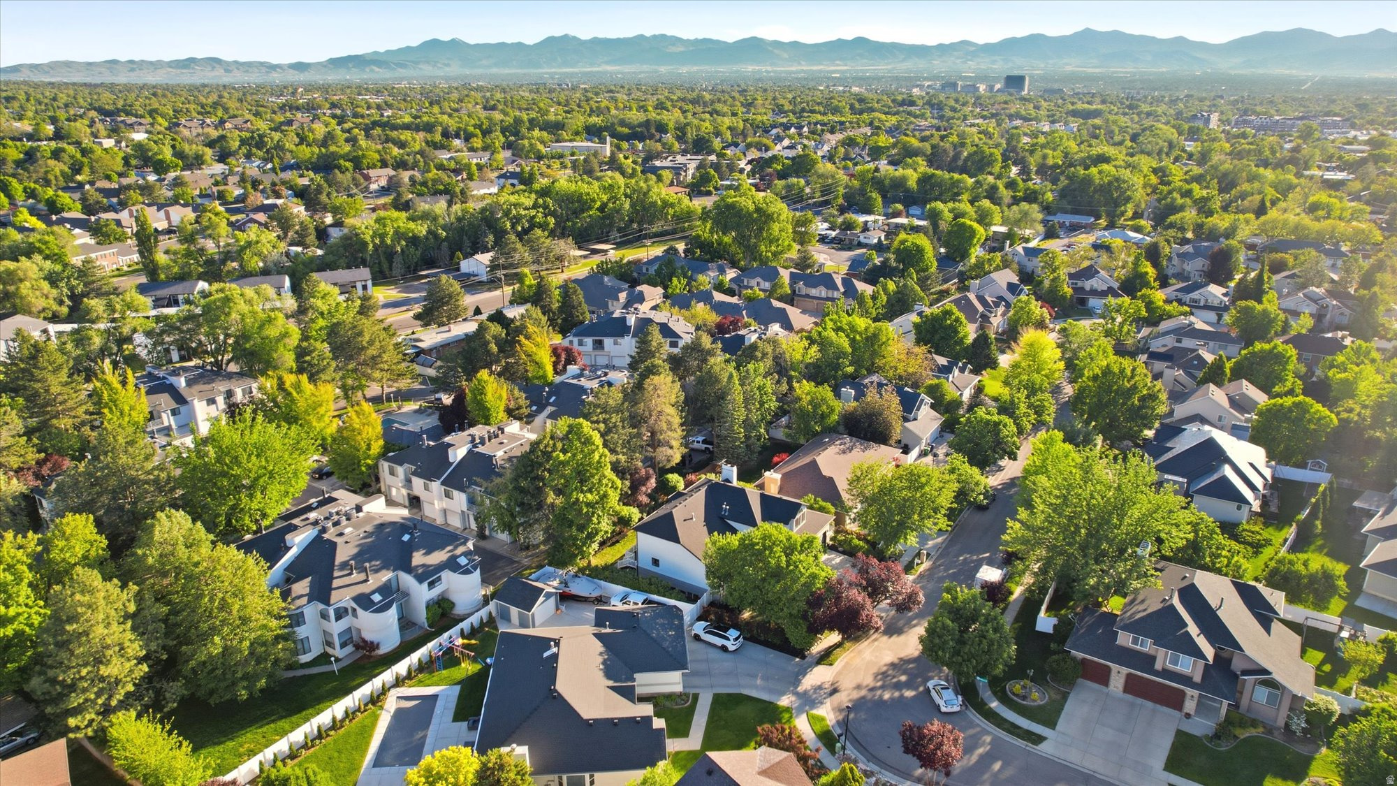 MEADOWS - Residential
