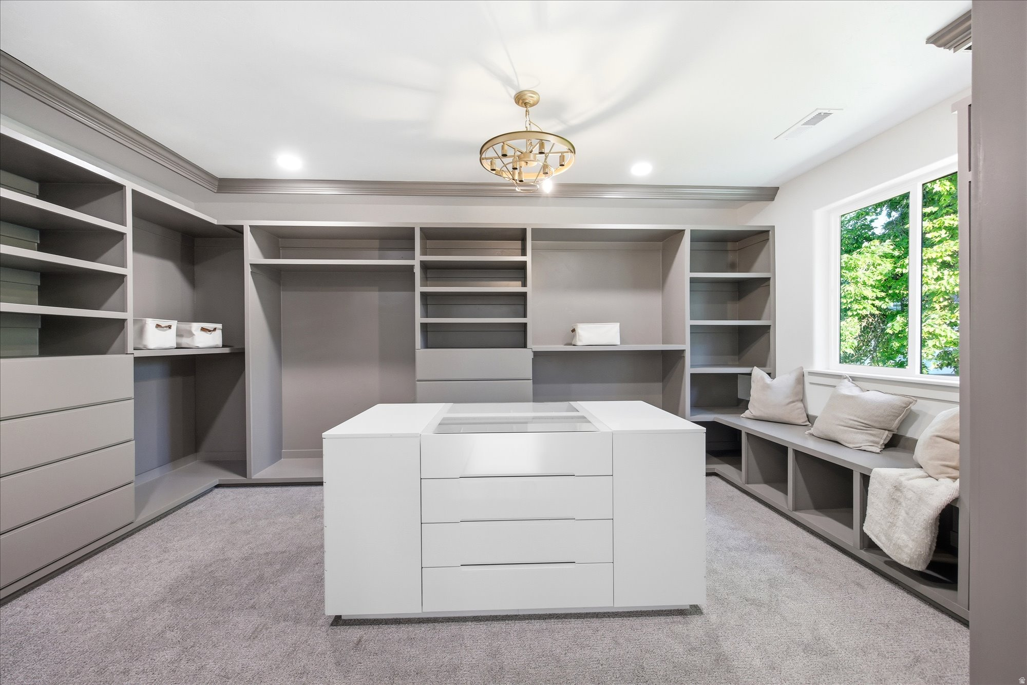 MEADOWS - Residential