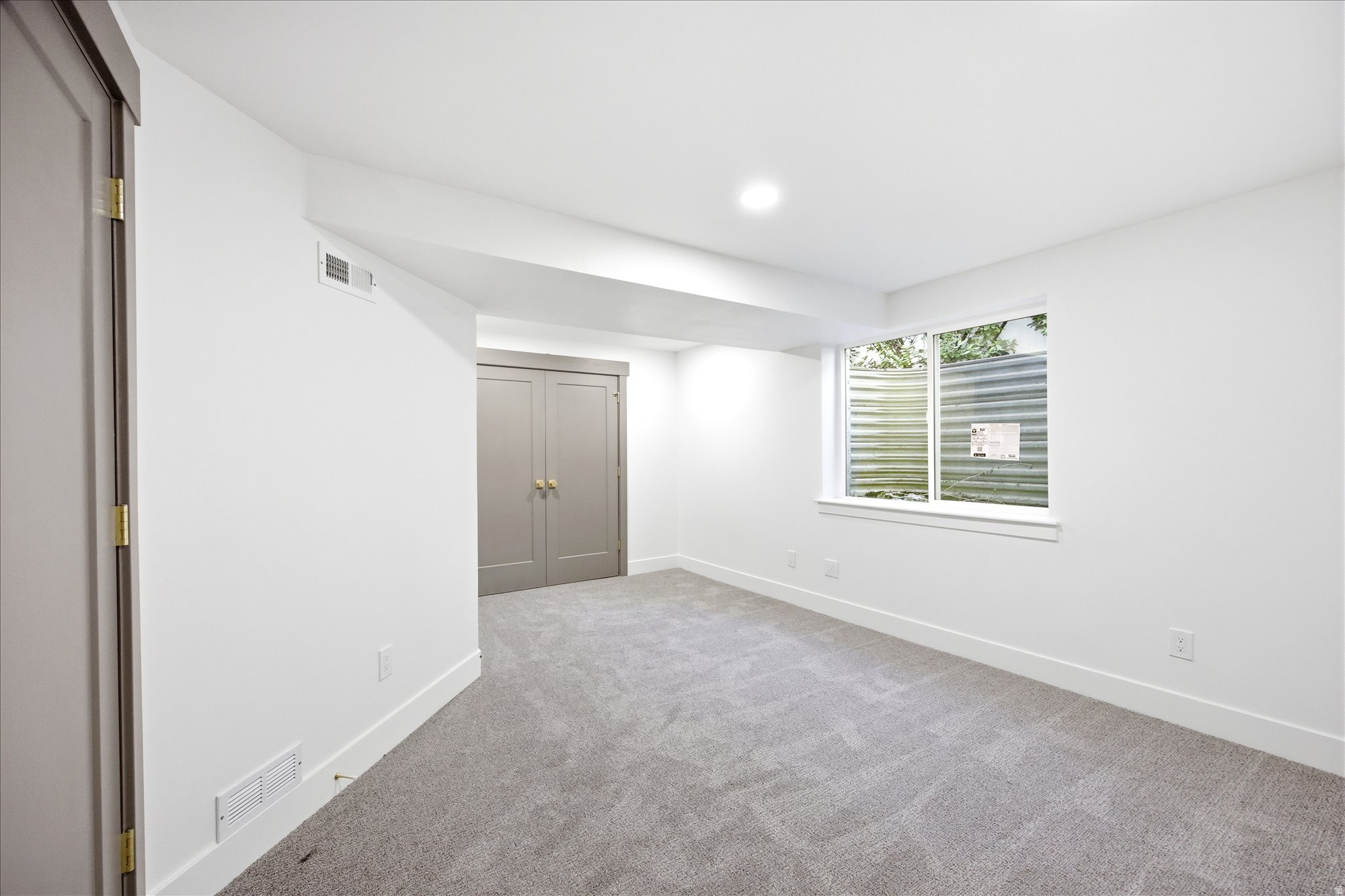 MEADOWS - Residential