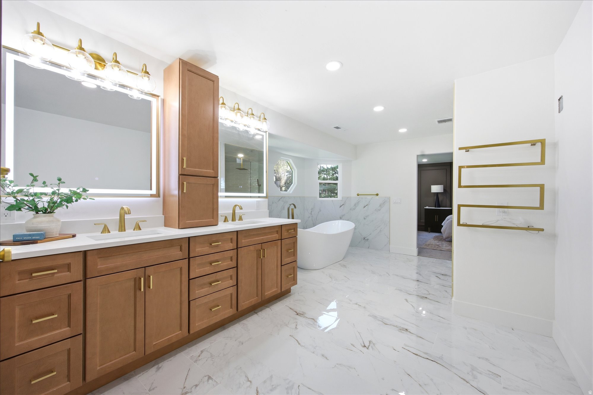 MEADOWS - Residential