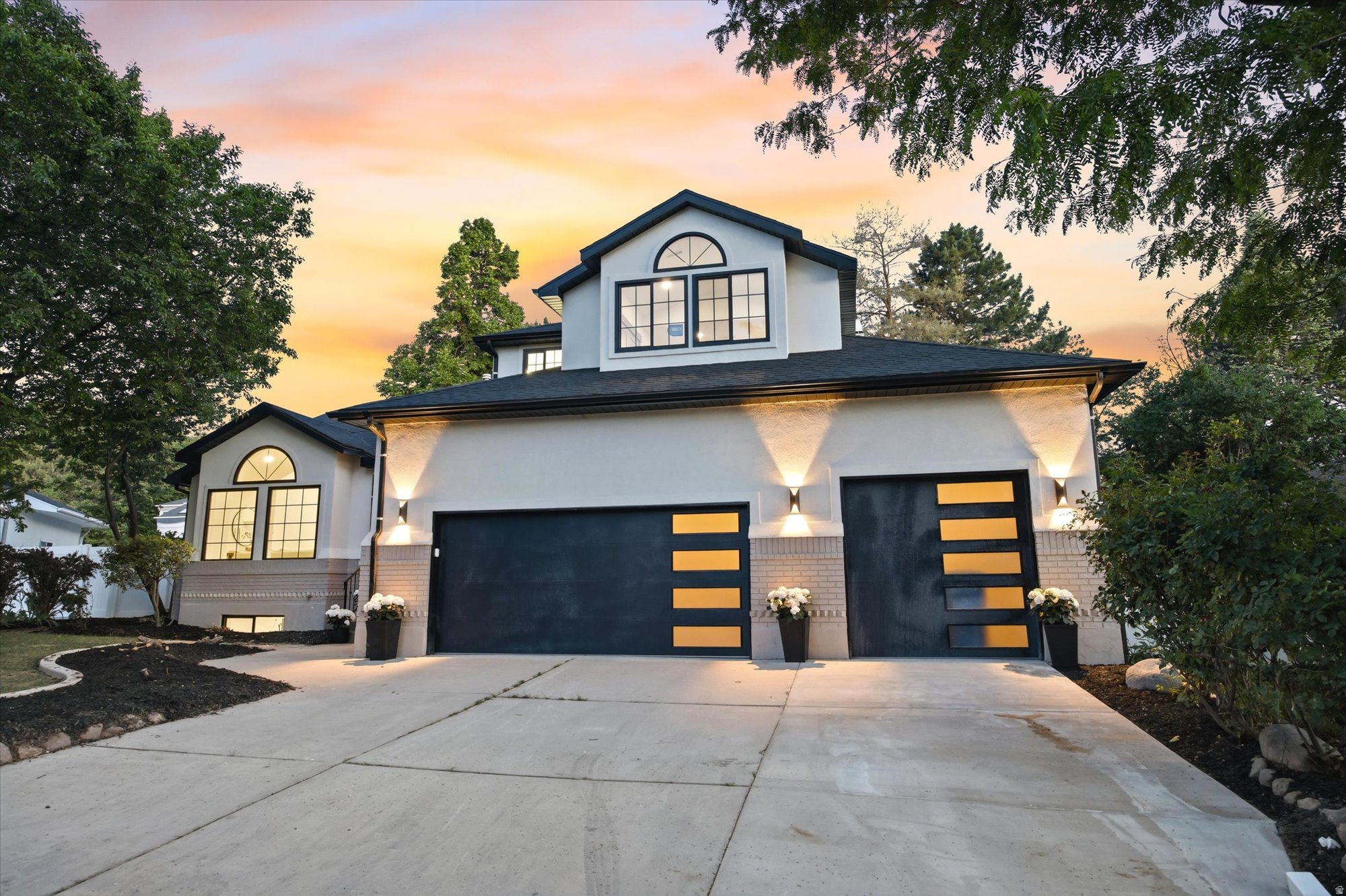MEADOWS - Residential
