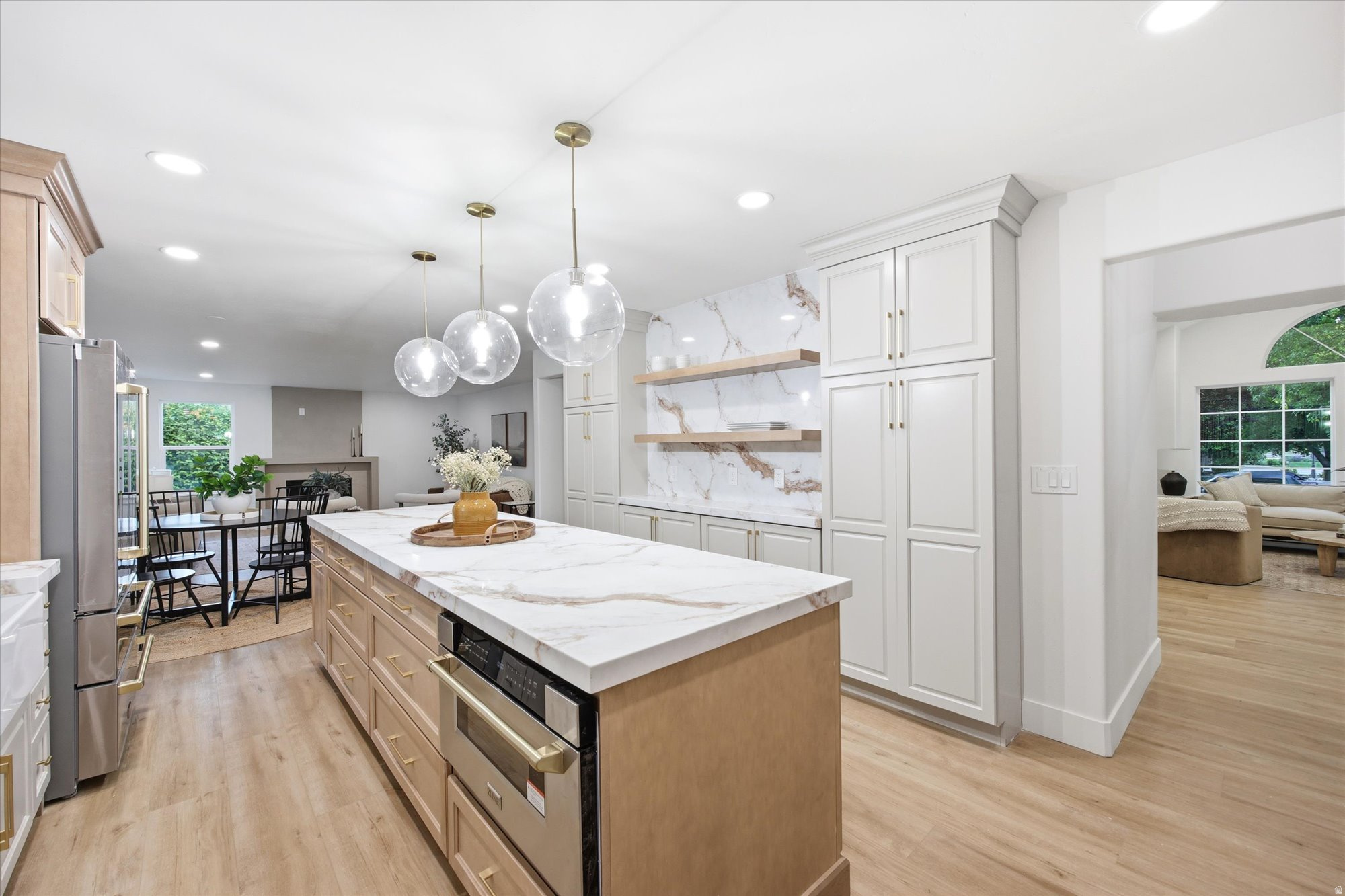 MEADOWS - Residential