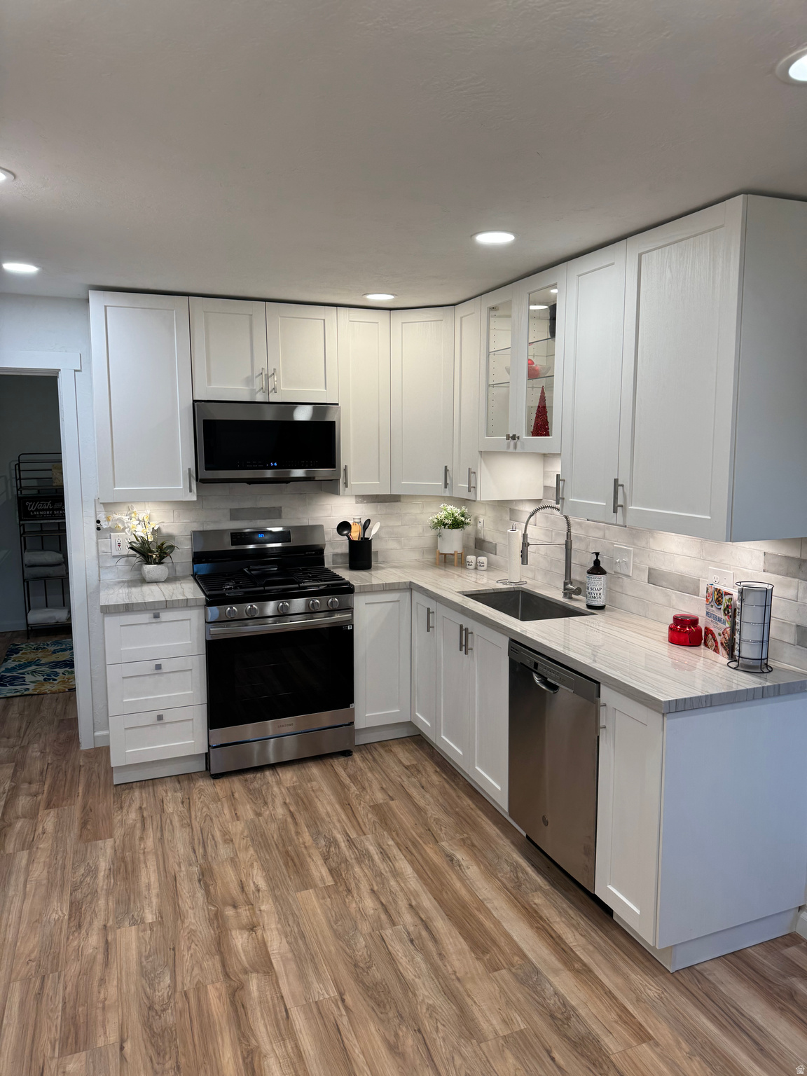 HOFFMAN HEIGHTS - Residential