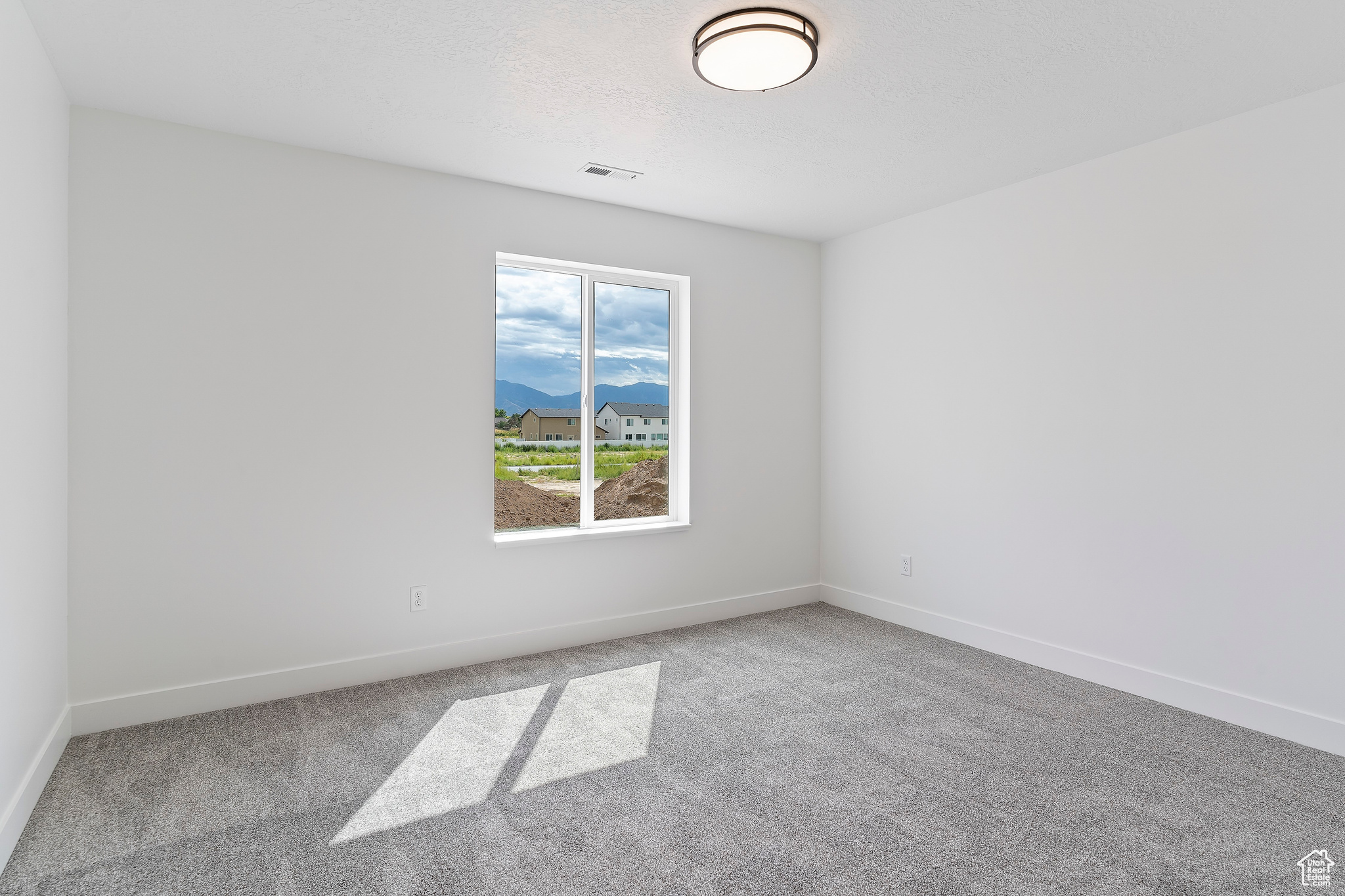 LIBERTY COVE - Residential