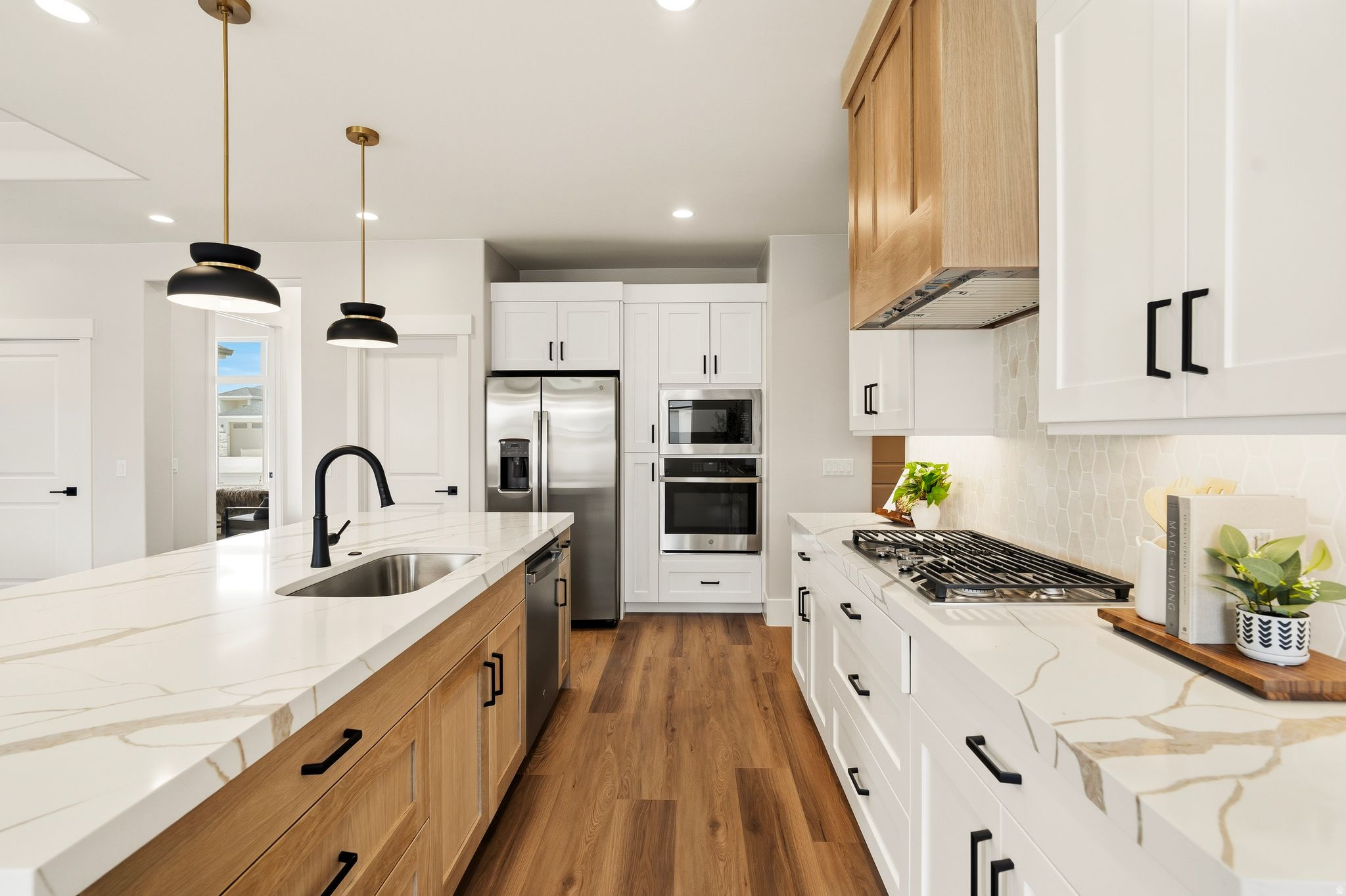 IRON WEST - Residential