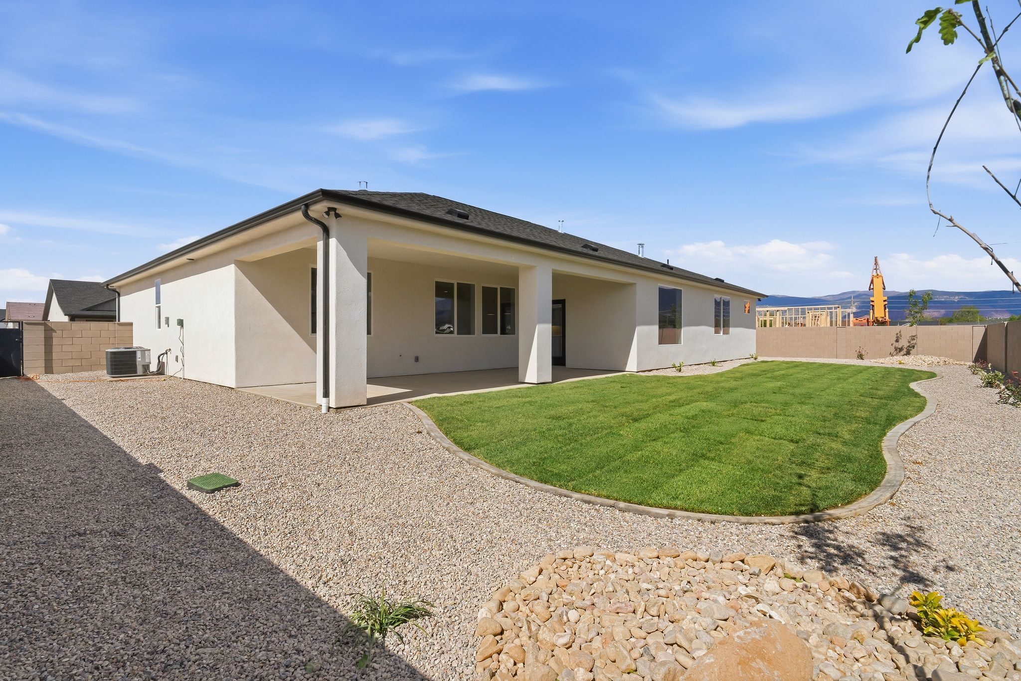 IRON WEST - Residential