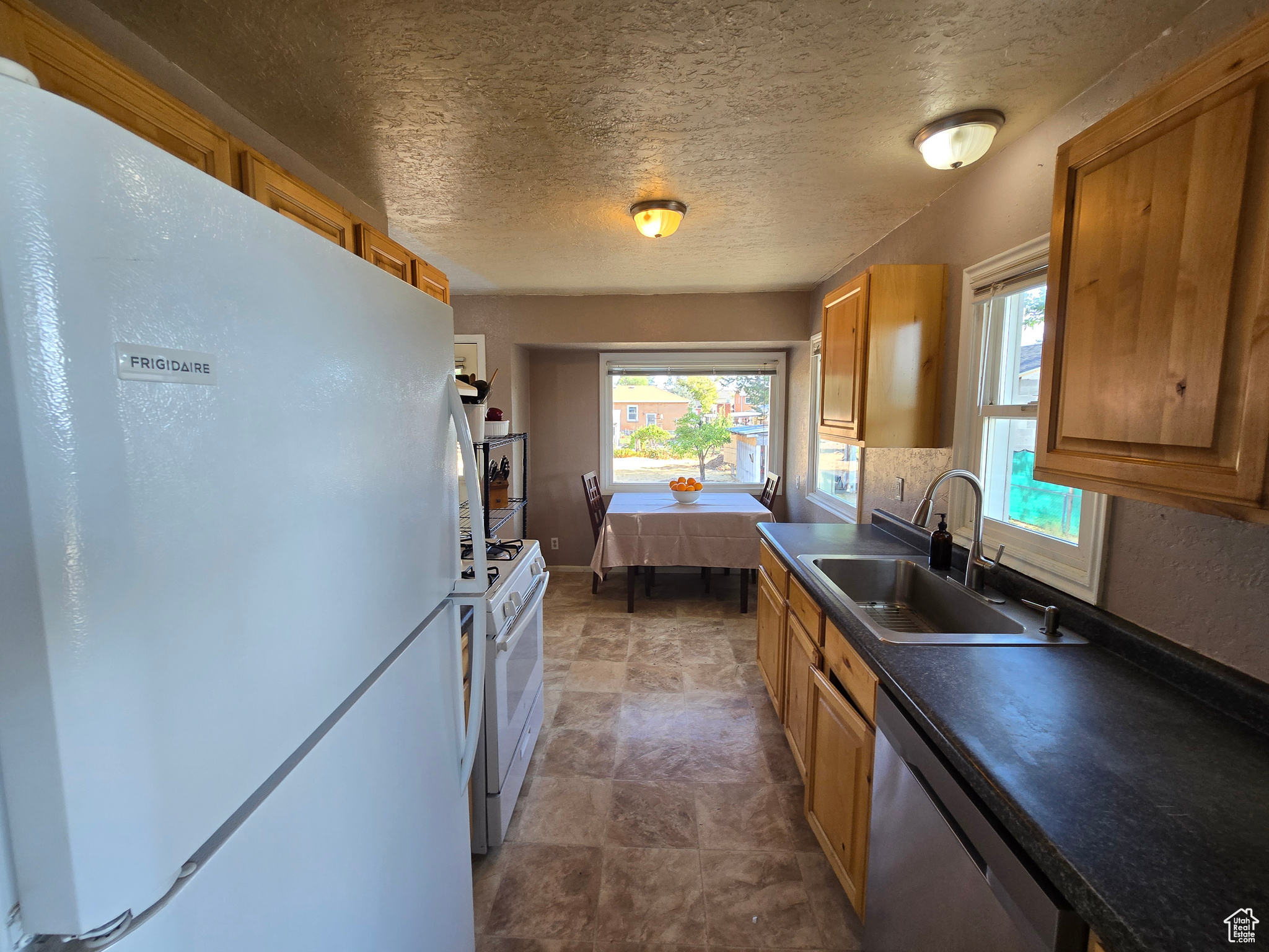 FRUITLAND - Residential