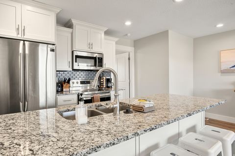 Tiny photo for 55 W BUTTERCUP LN #27, Garden City, UT 84028 (MLS # 2158567)