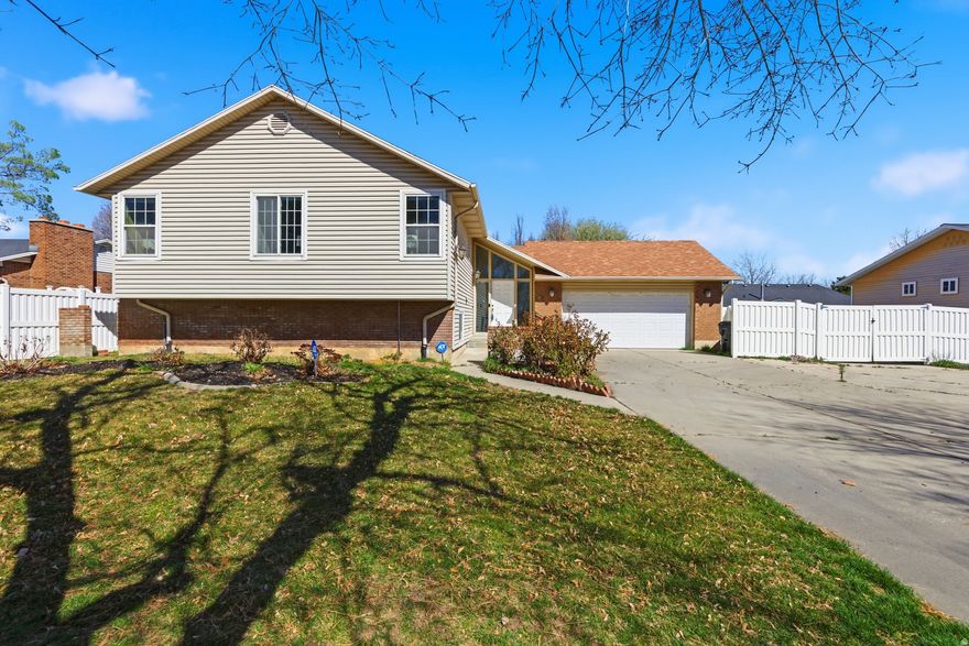 This charming 5 bedroom, 3 bathroom home is nestled in the heart of Murray right down the street from the Jordan River Parkway trail and close to everything!  Easy access to the freeway and main roads but located in a quiet neighborhood with within walking distance to the nearby schools. The RV parking gives you additional space to park in addition to the 2-car garage.  This well-cared for home is ready for you to call your own.  OPEN HOUSE Saturday, March 21st 10am - 1pm