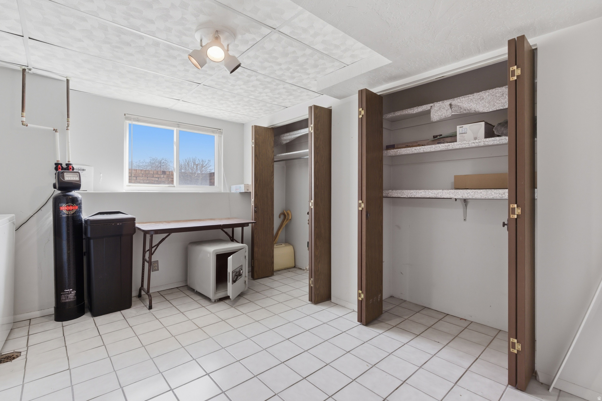 WALDEN HILLS - Residential