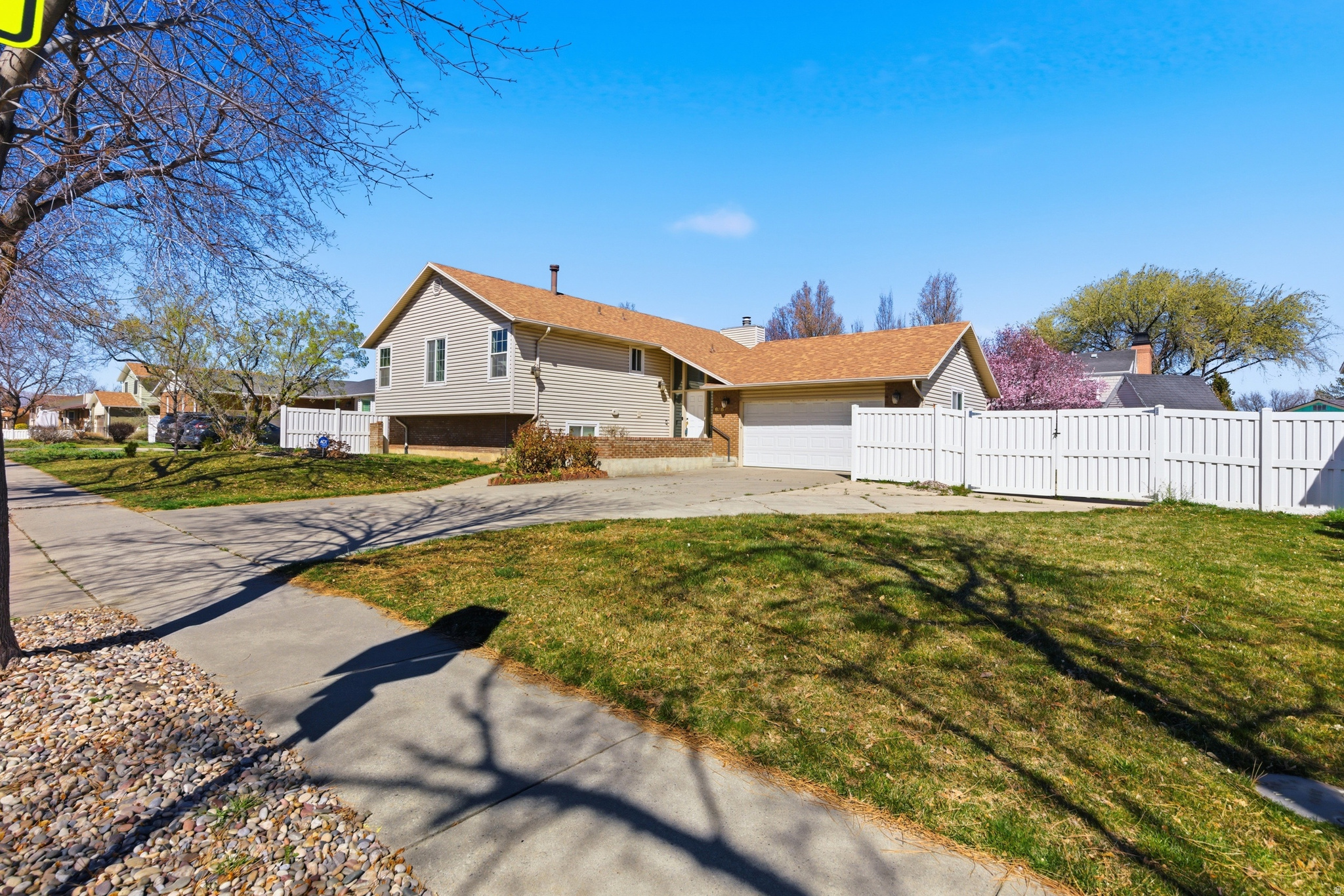 WALDEN HILLS - Residential