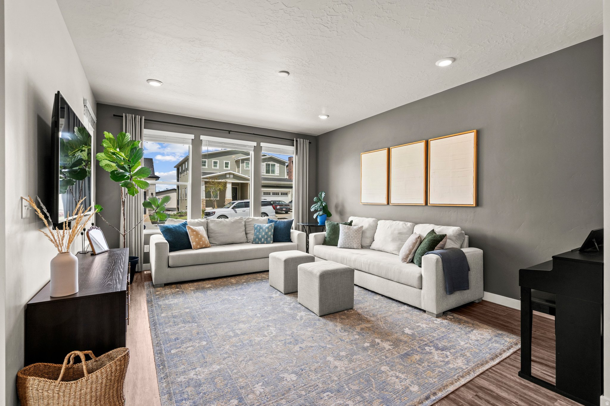 RIDGE SUB - Residential