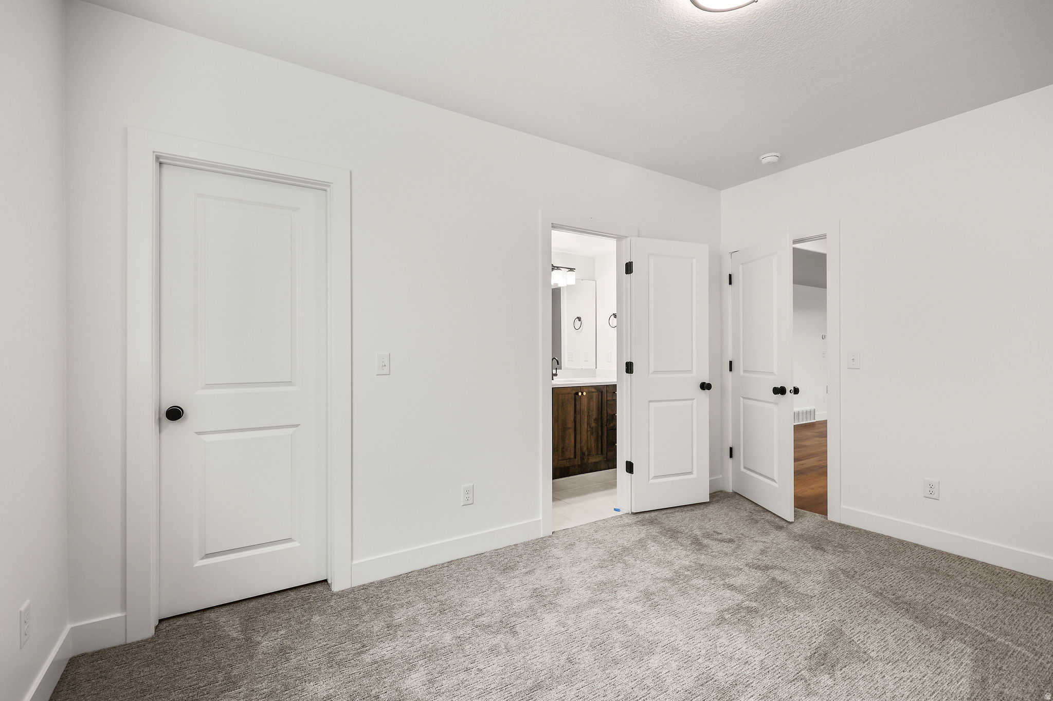 HARVEST FIELDS - Residential