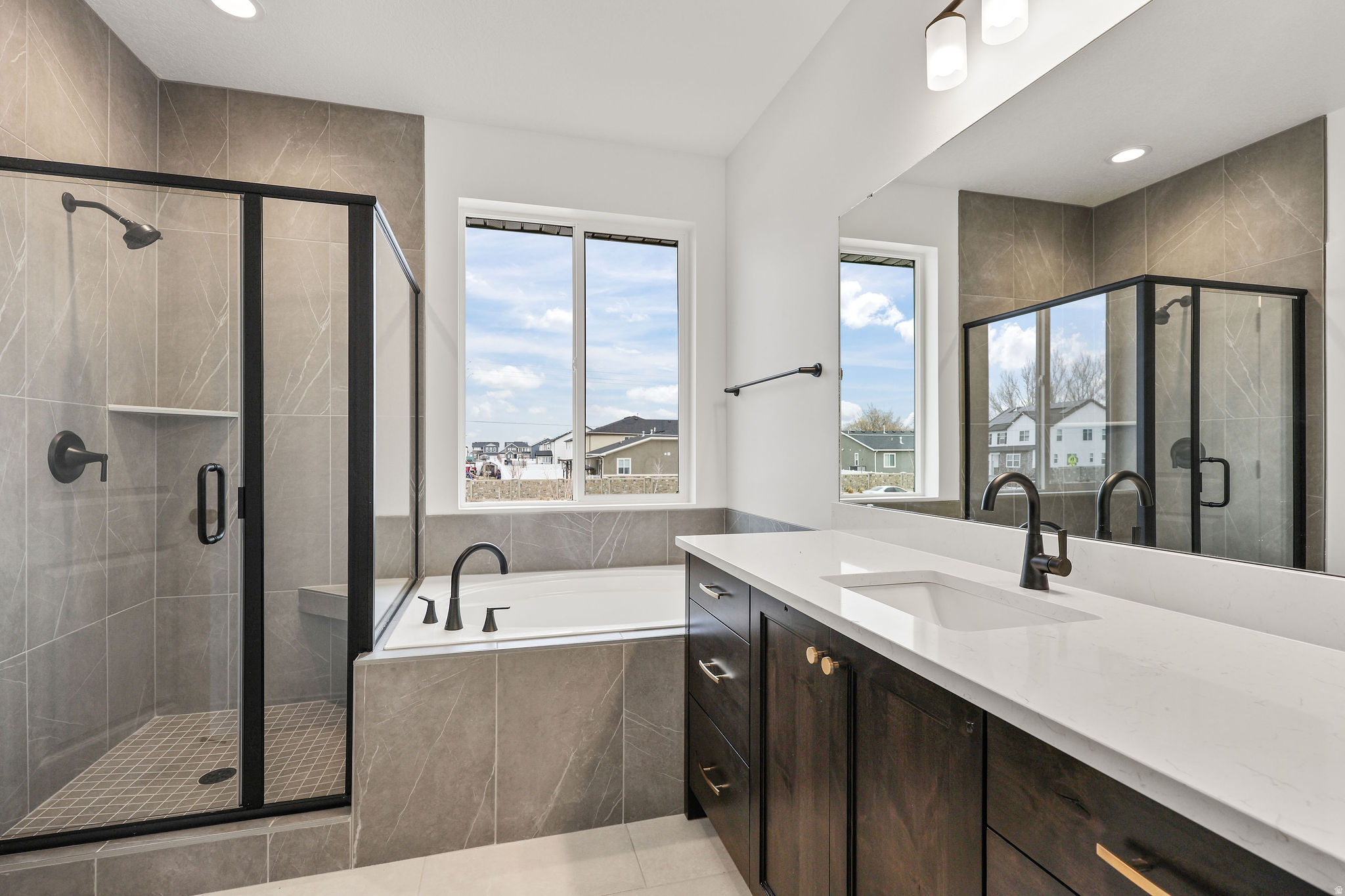 HARVEST FIELDS - Residential