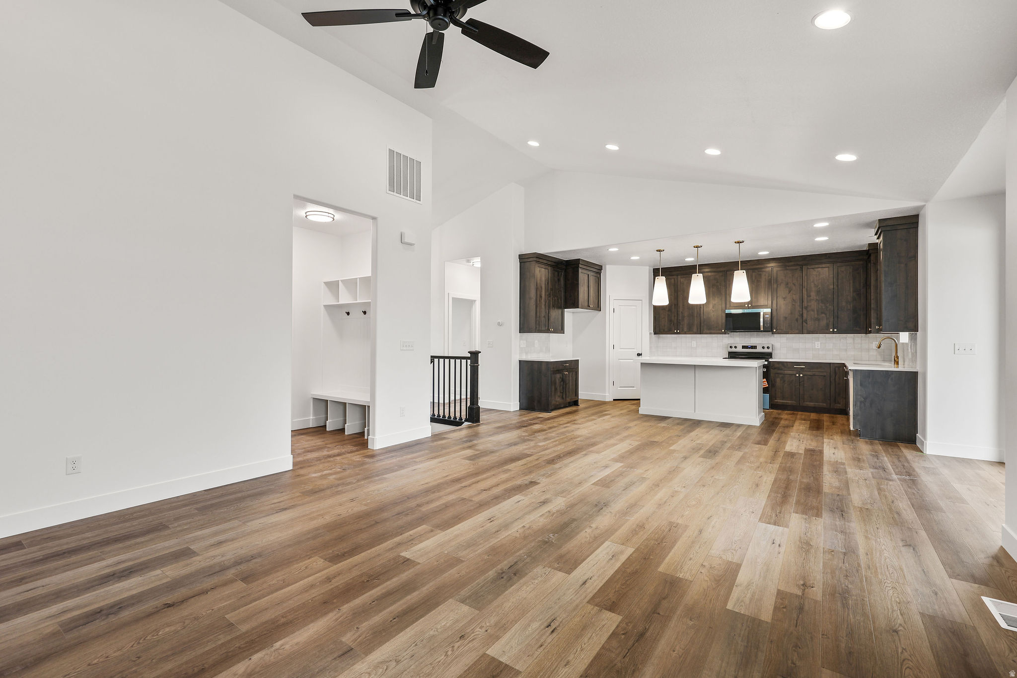 HARVEST FIELDS - Residential