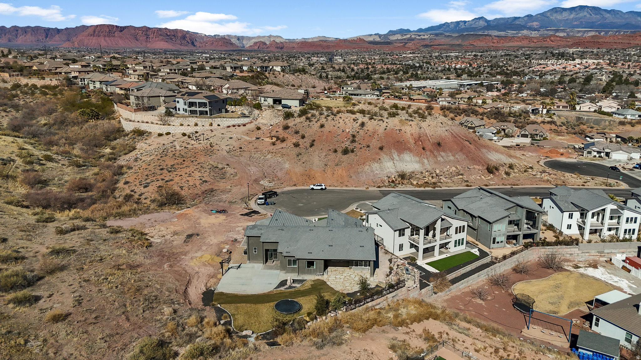 OVERLOOK AT GREEN VALLEY - Residential