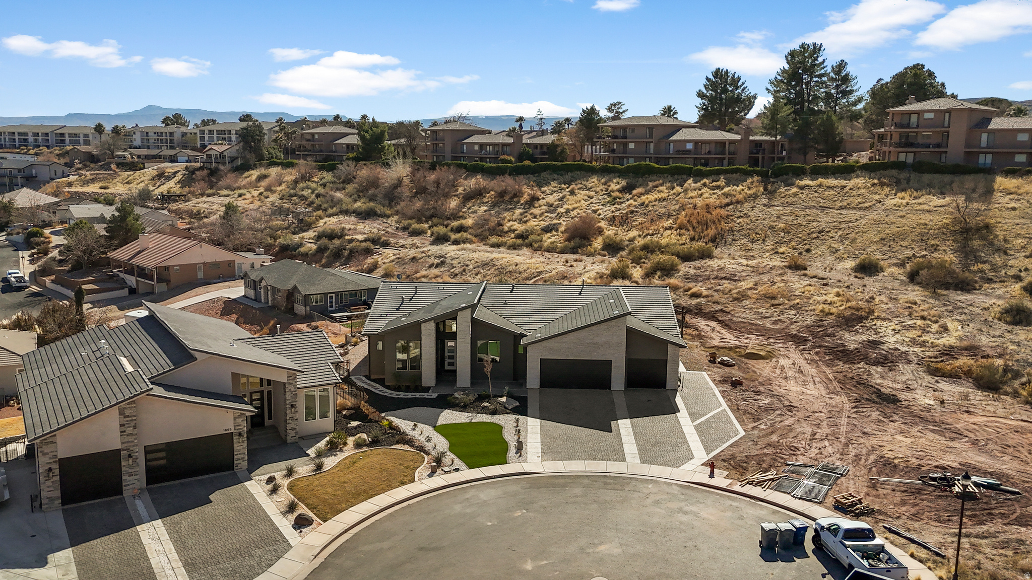 OVERLOOK AT GREEN VALLEY - Residential
