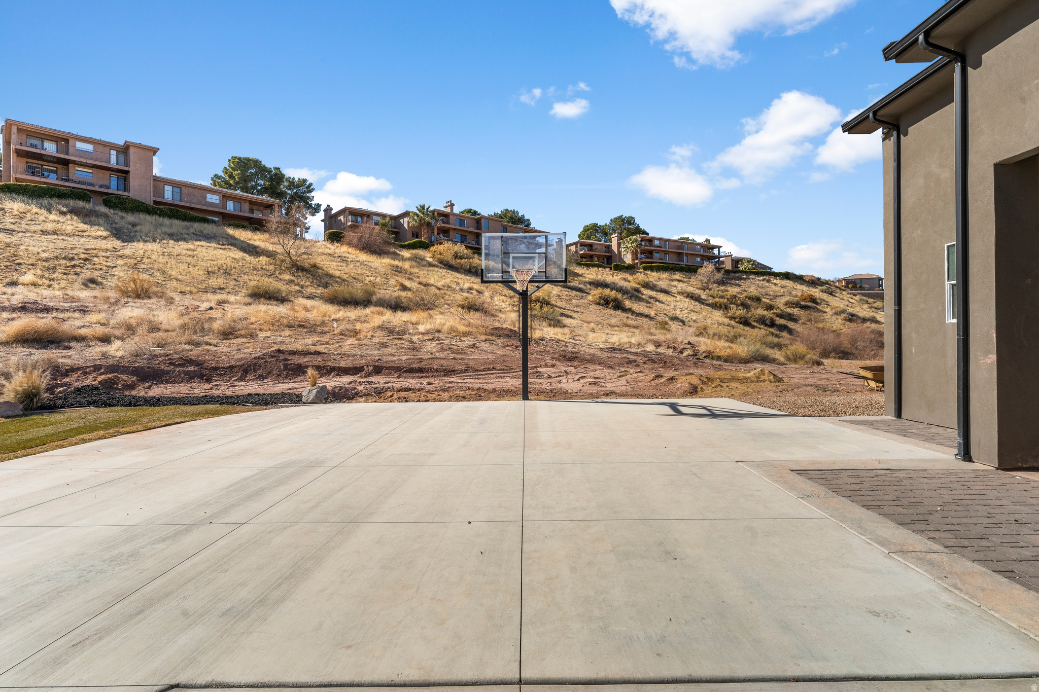 OVERLOOK AT GREEN VALLEY - Residential