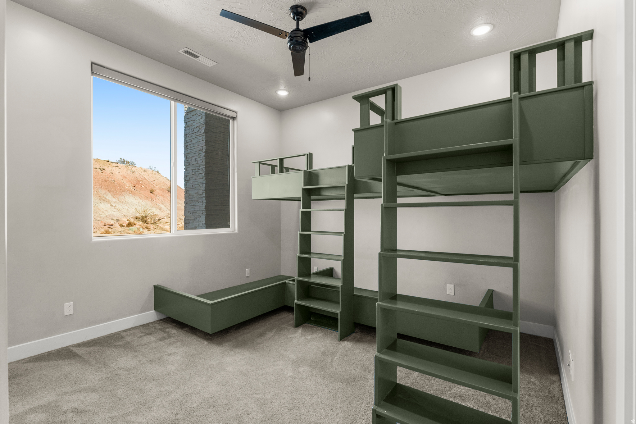 OVERLOOK AT GREEN VALLEY - Residential