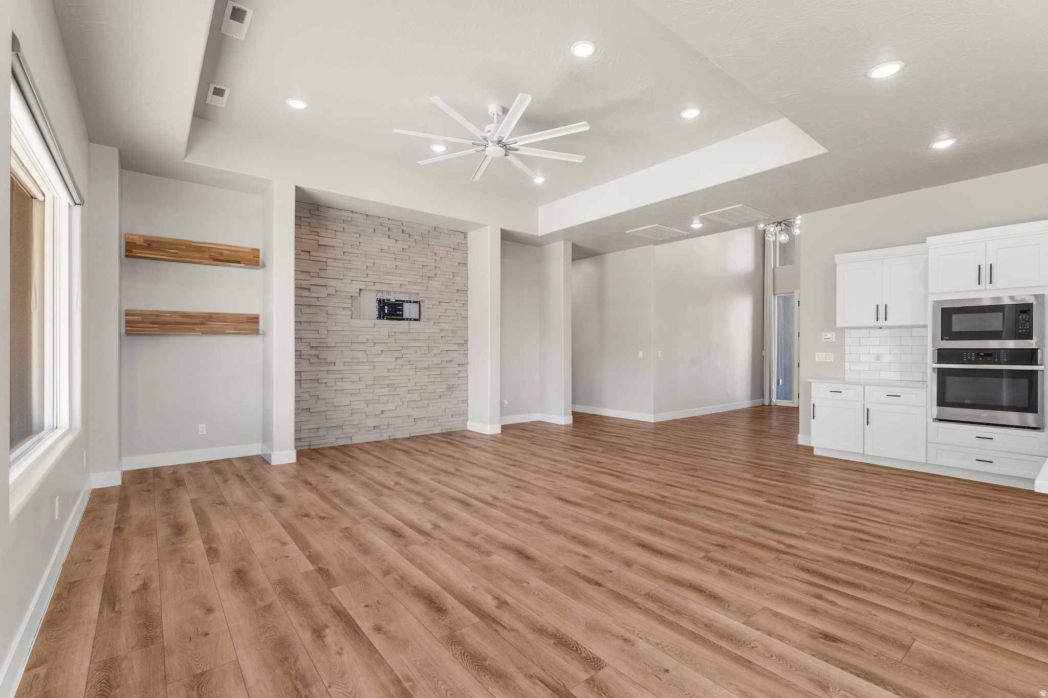 OVERLOOK AT GREEN VALLEY - Residential