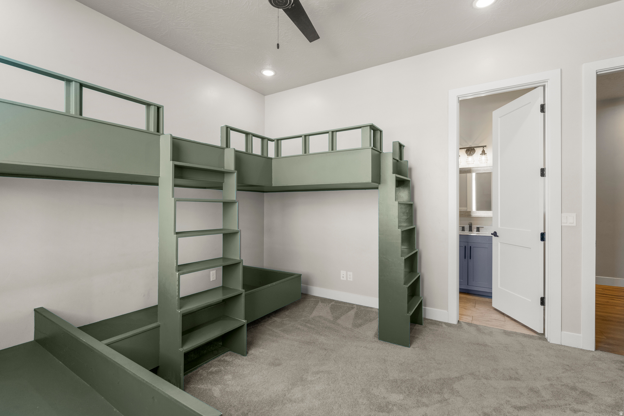 OVERLOOK AT GREEN VALLEY - Residential