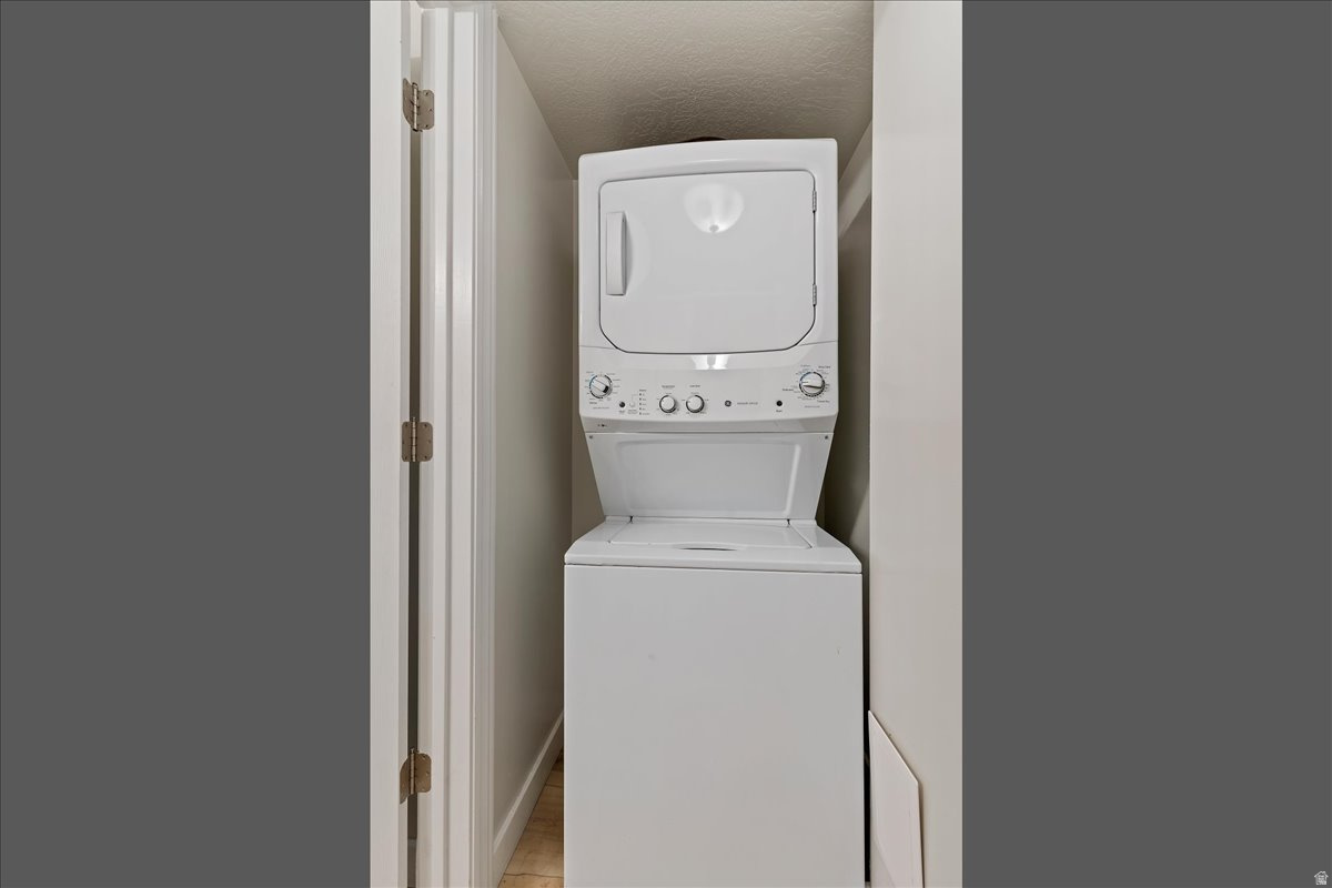 OAK FOREST - Residential