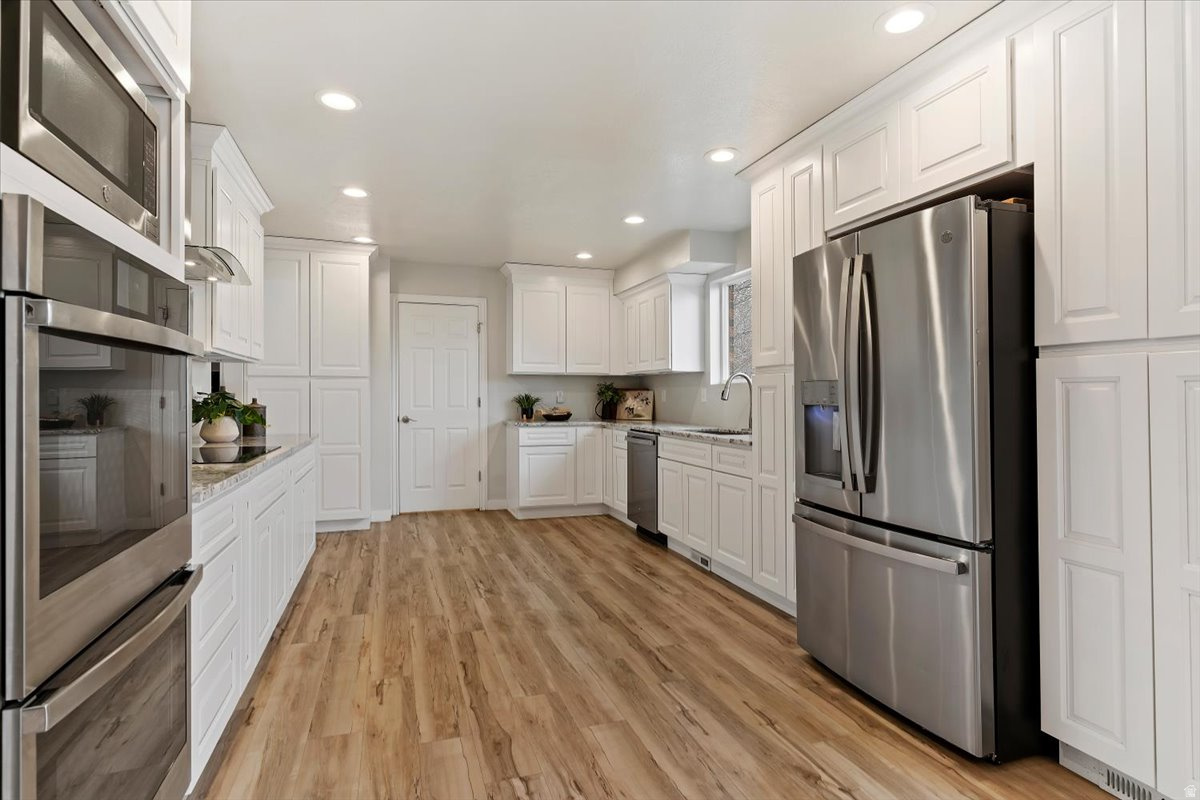 OAK FOREST - Residential