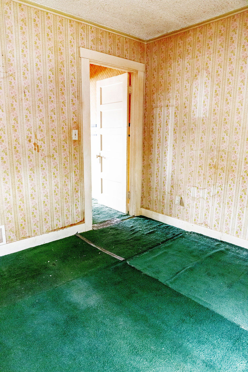 COLUMBIA SUB - Residential