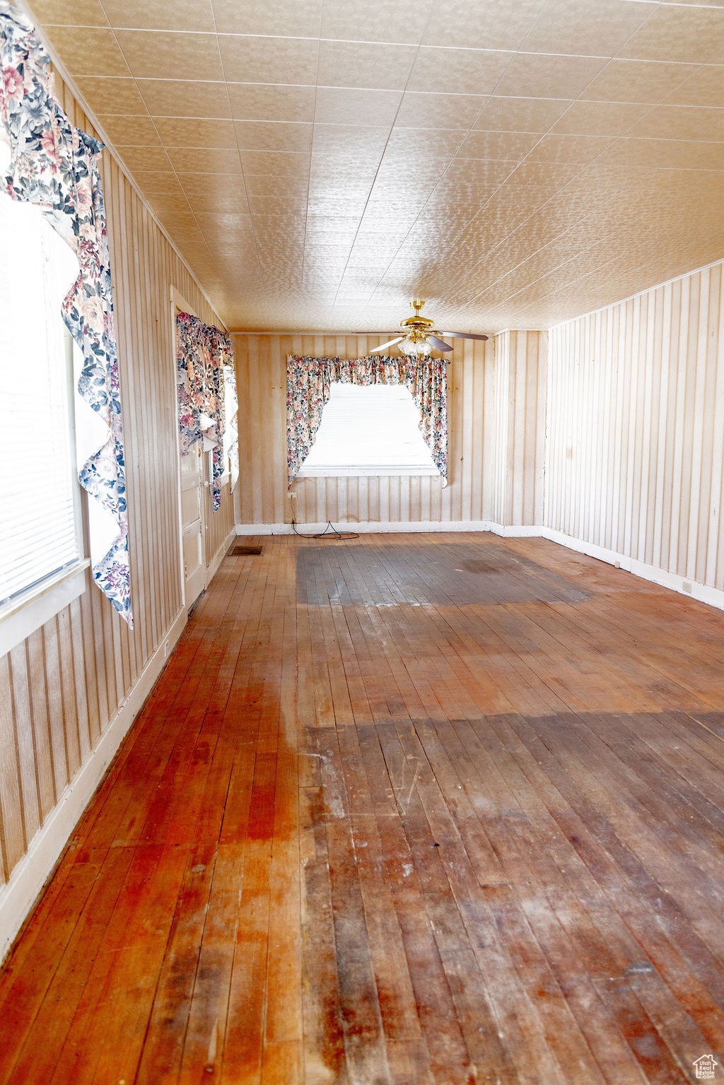 COLUMBIA SUB - Residential