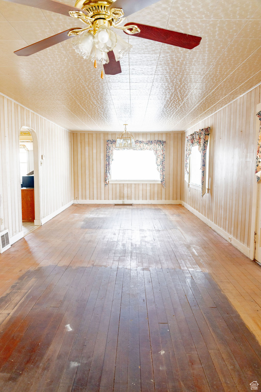 COLUMBIA SUB - Residential