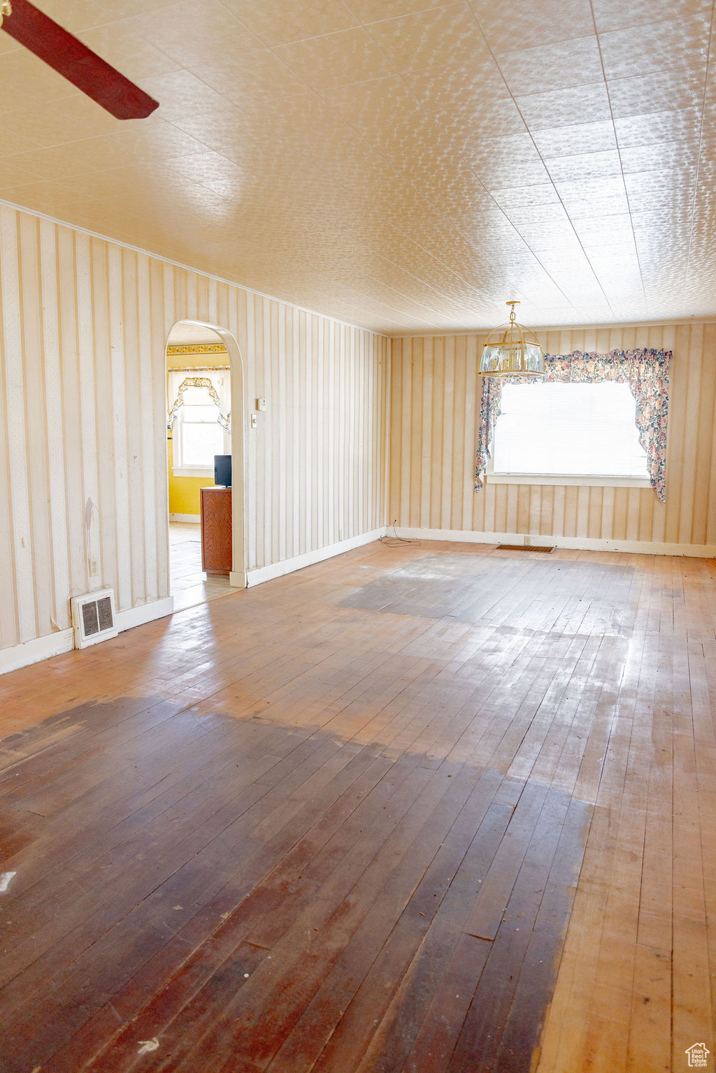 COLUMBIA SUB - Residential