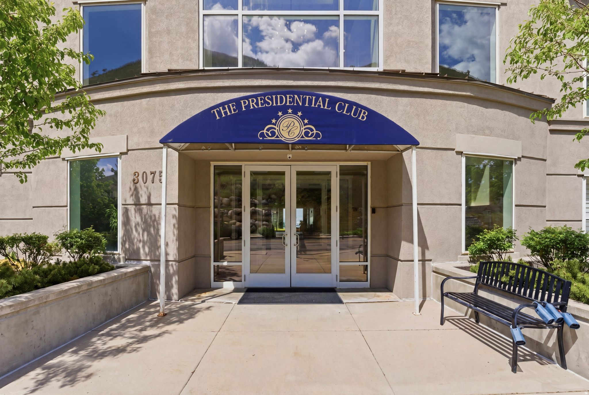 PRESIDENTIAL CLUB - Residential