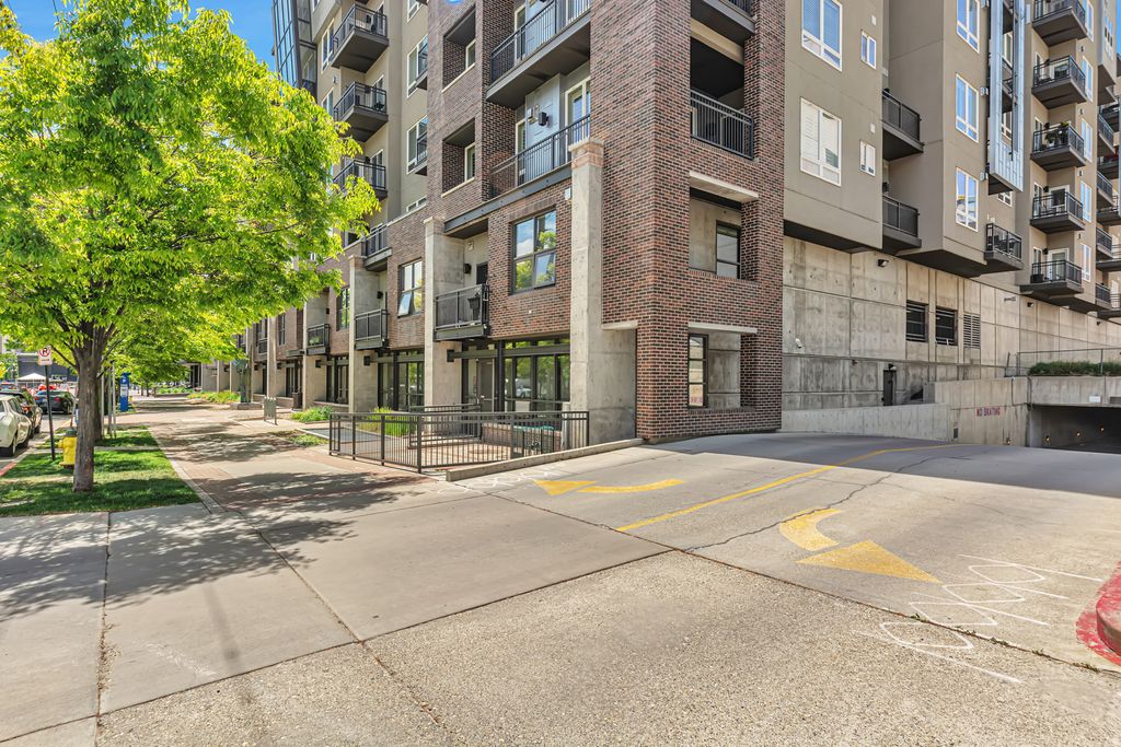 Photo of 350 S 200 E #200, Salt Lake City, UT 84111 (MLS # 2137842)
