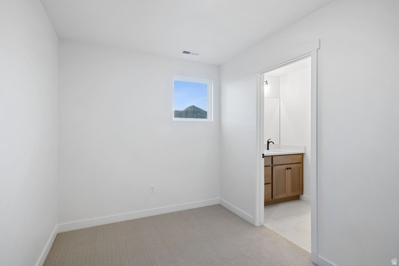 DAYBREAK - Residential Income