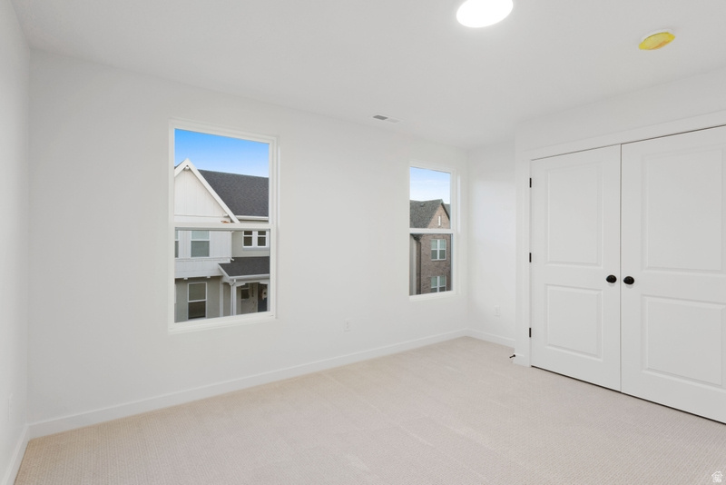 DAYBREAK - Residential Income