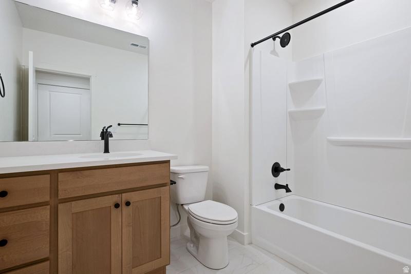 DAYBREAK - Residential Income