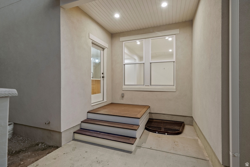 DAYBREAK - Residential Income