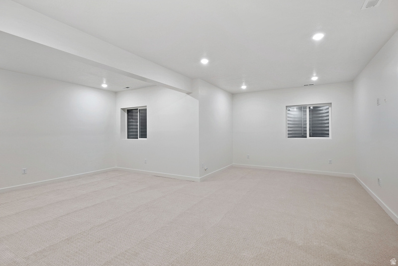 DAYBREAK - Residential Income