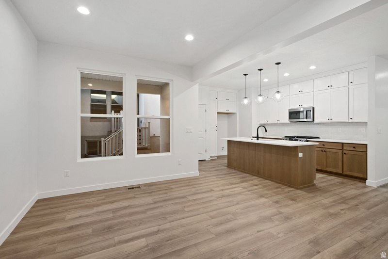 DAYBREAK - Residential Income