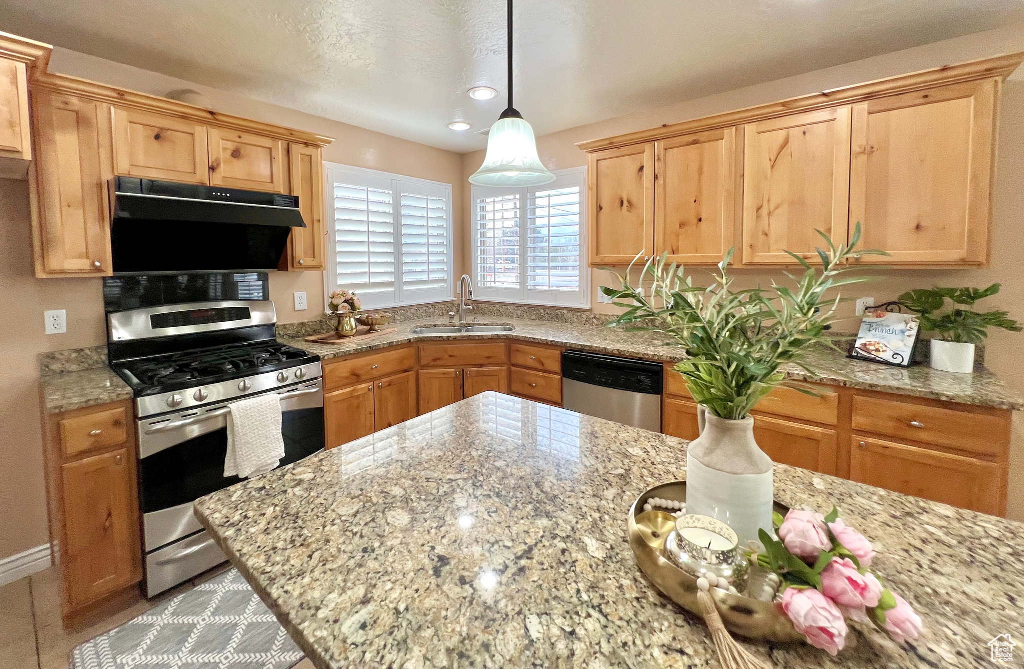 15 E 1100, Vernal, Utah image 2