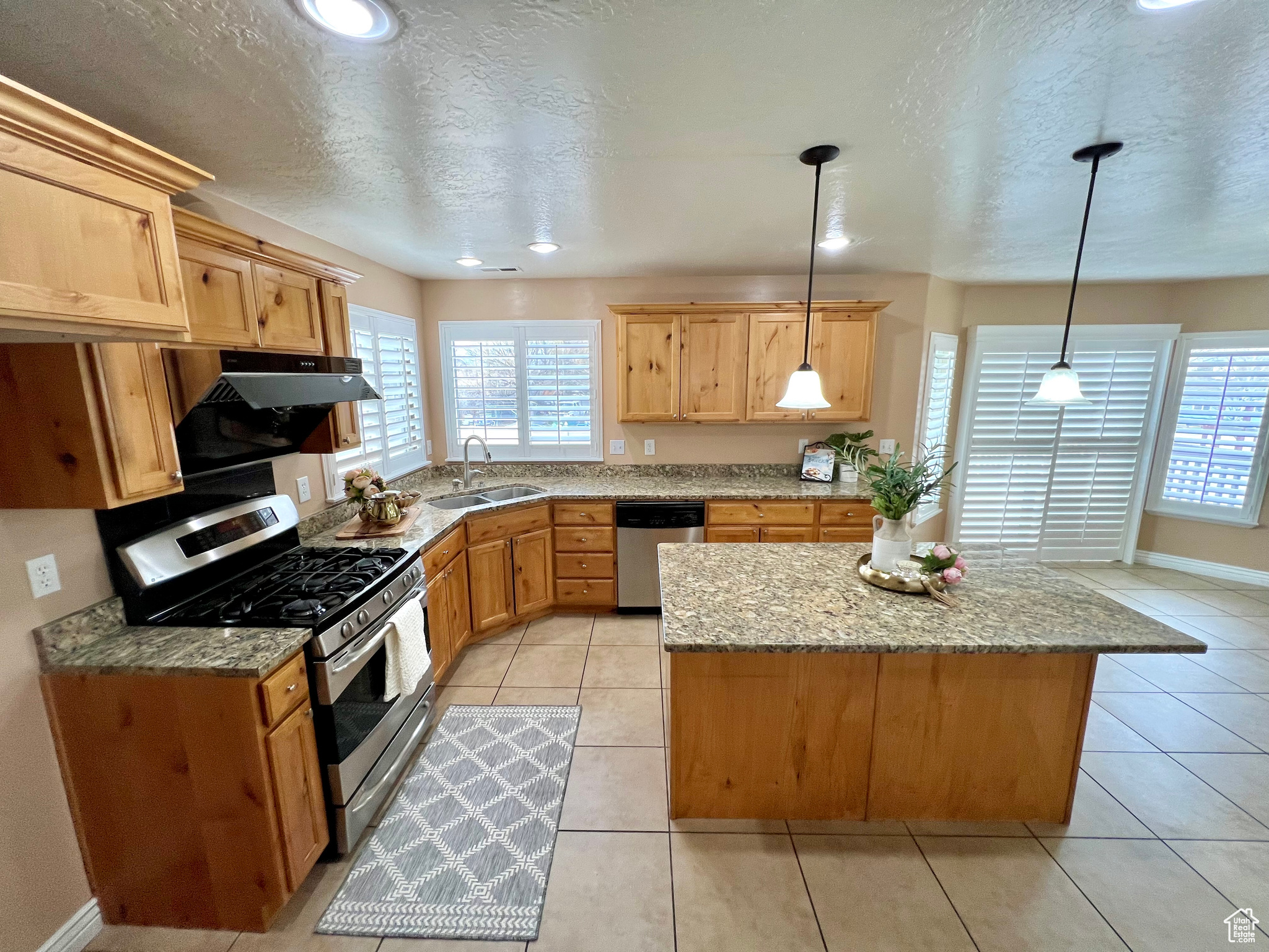 15 E 1100, Vernal, Utah image 3