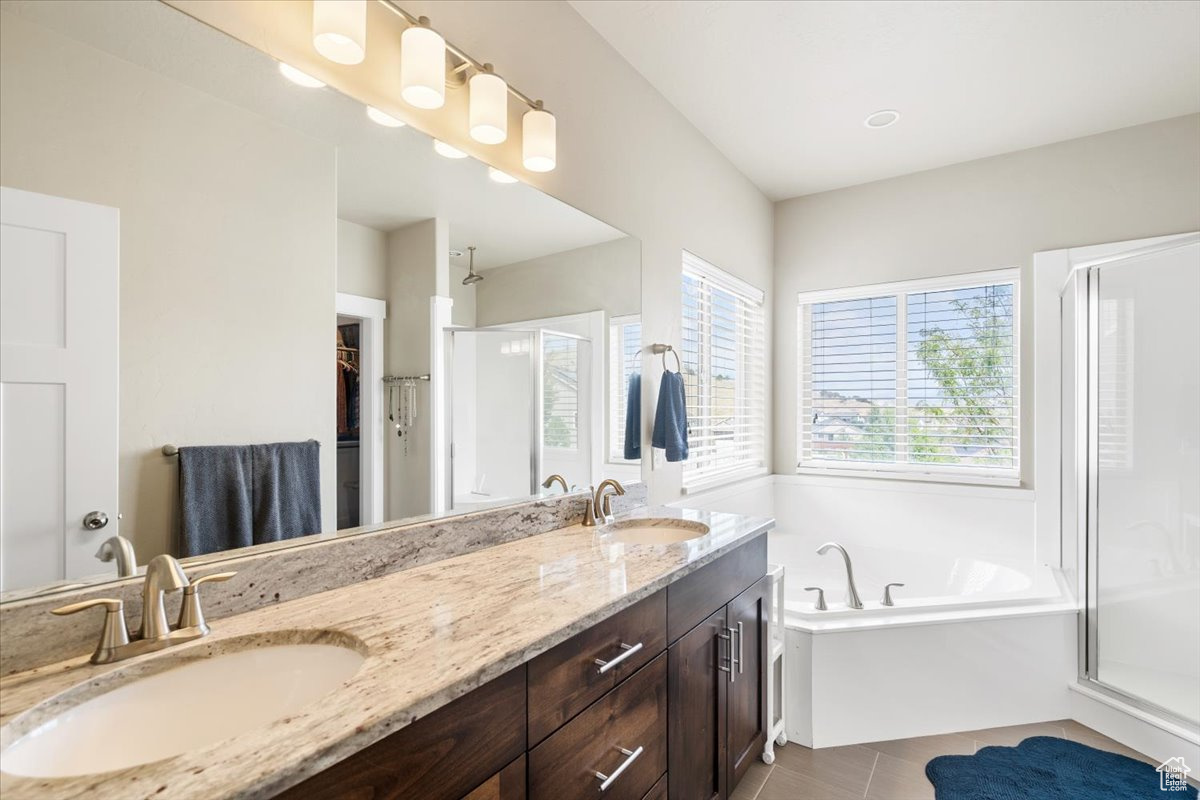 SKYLINE RIDGE - Residential