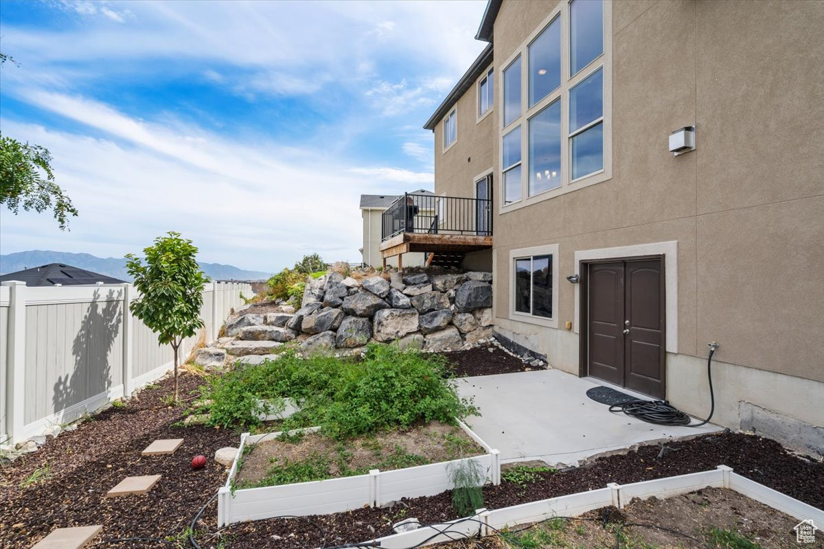 SKYLINE RIDGE - Residential