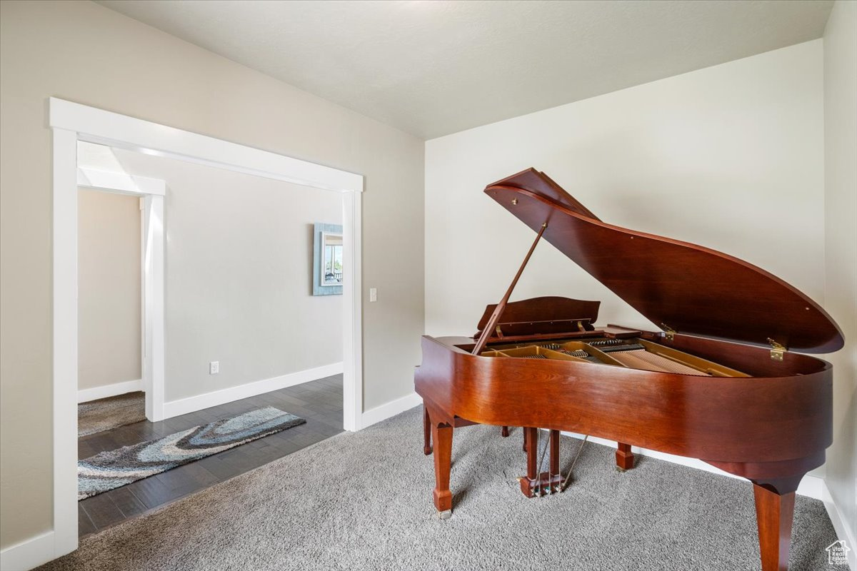 SKYLINE RIDGE - Residential