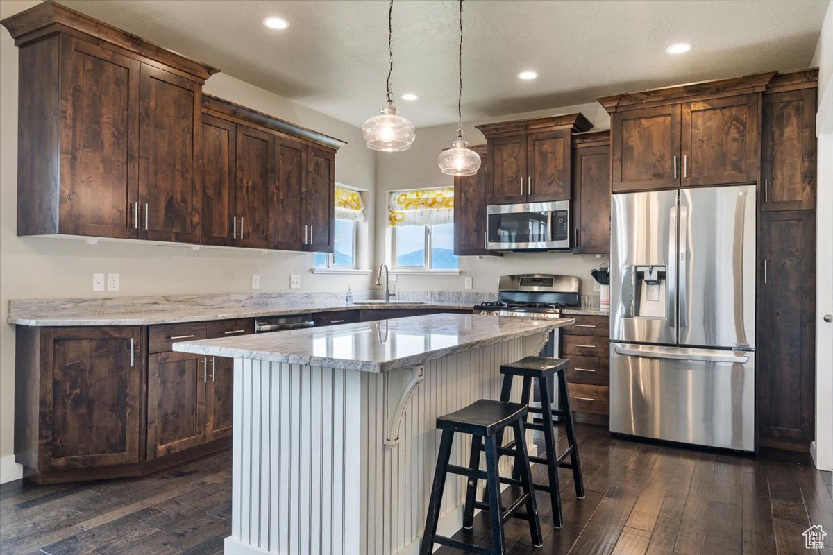 SKYLINE RIDGE - Residential