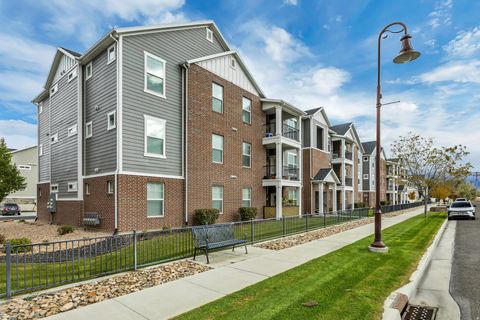 Tiny photo for 2162 W MAIN ST #E303, Lehi, UT 84043 (MLS # 2120954)