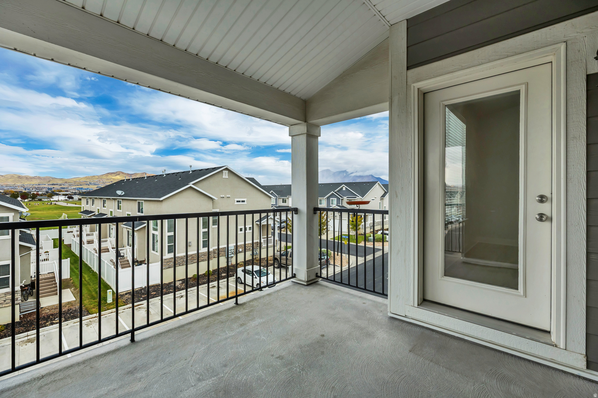 GATEWAY - Residential