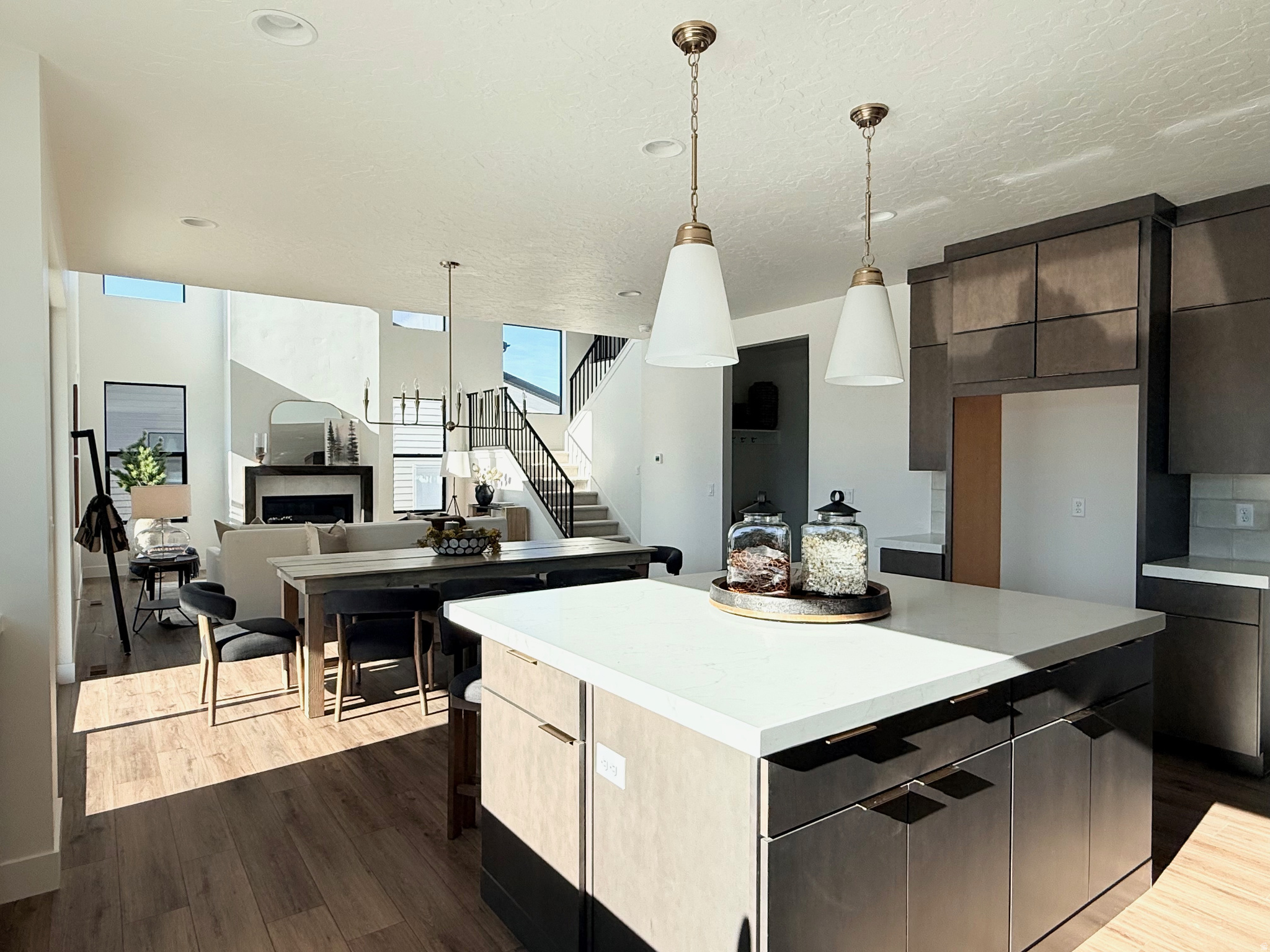 THE CROSSING - Residential