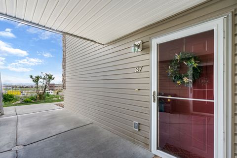 Tiny photo for 37 W RIDGE RD, Saratoga Springs, UT 84045 (MLS # 2154113)