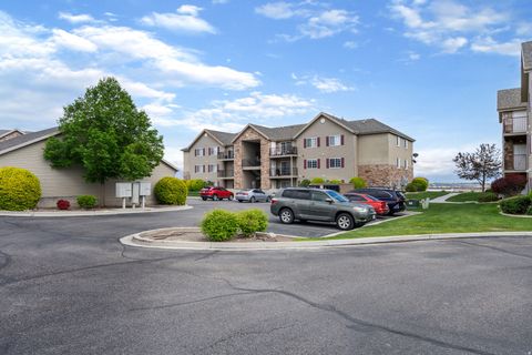 Tiny photo for 37 W RIDGE RD, Saratoga Springs, UT 84045 (MLS # 2154113)